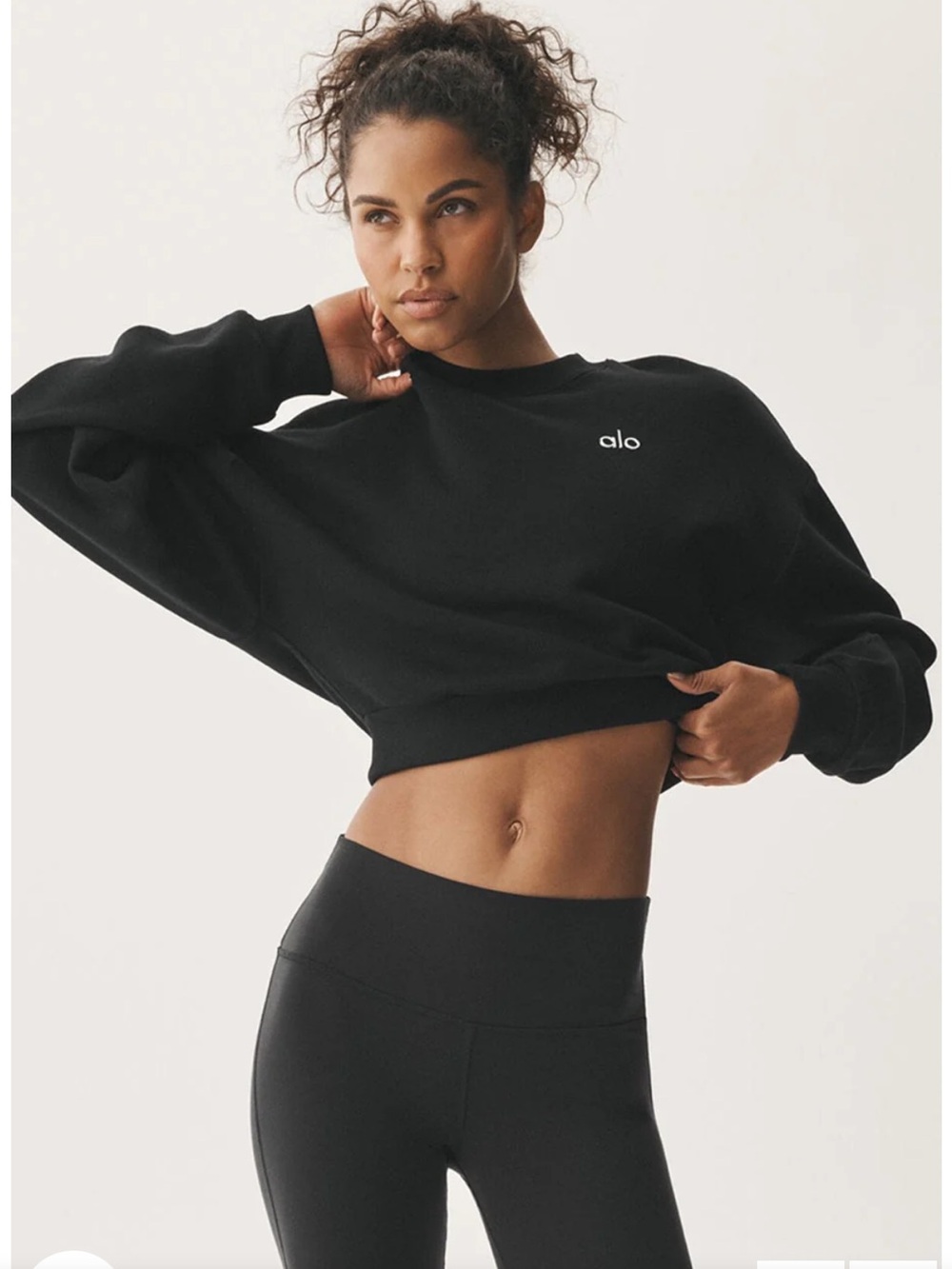 NWT ALO Yoga Black Crewneck Sweatshirt with Embroidered Logo